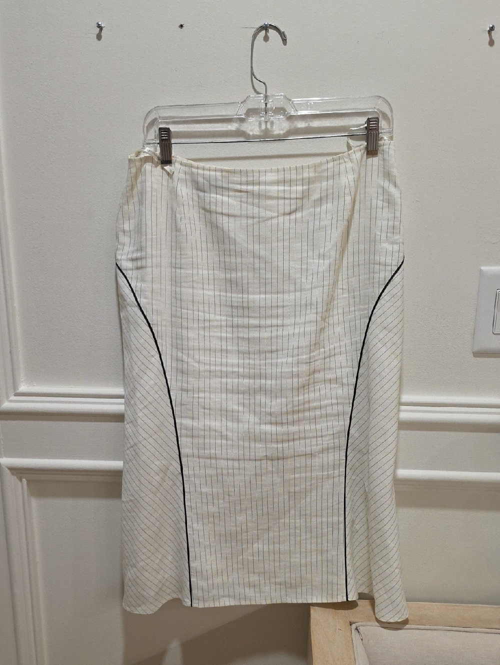 Lafayette 148 New York Cream Midi Skirt with Black Piping